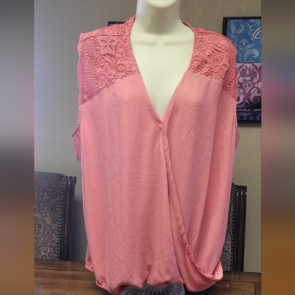 Elegant  Lace Women’s Wrap  Top 2x Size